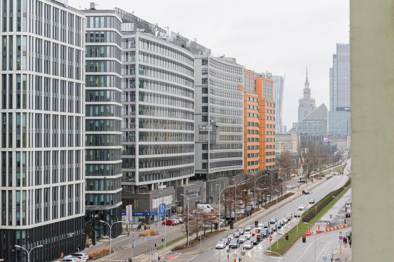 Family Apartment With A Terrace On Aleje Jerozolimskie Warschau Exterior foto